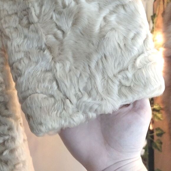 Women's Small? Short Curly Sheep/Lamb, Soft Sheepskin Fur Trench Coat, Unbranded - Picture 11 of 16